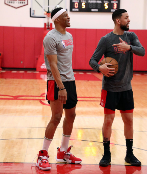 友谊赛米兰2-3维尔图斯恩泰拉，普利希奇、博尔萨尼破门（热身赛米兰2-3不敌维尔图斯恩泰拉：普利希奇、博尔萨尼建功）