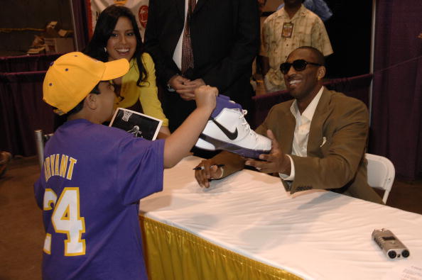 埃斯特旺经纪人：建议巴萨签下亚特兰大中场埃德松-席尔瓦（埃斯特旺经纪人建议巴萨引进亚特兰大中场埃德松-席尔瓦）